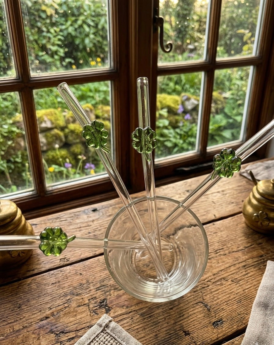 Clover Glass Straw - Eco-Friendly Reusable Straw
